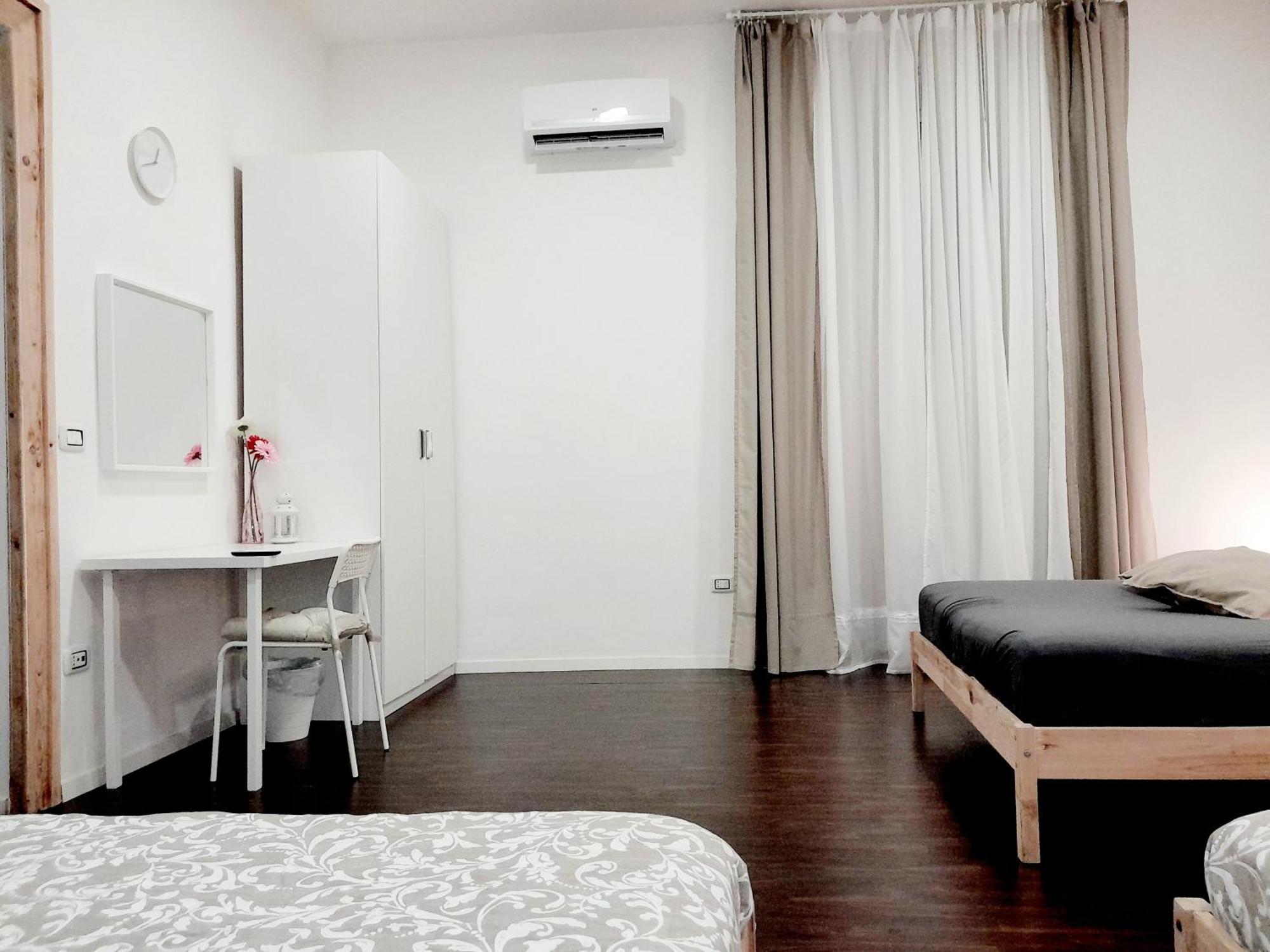 Appartamento Family House Piazza Carita' *